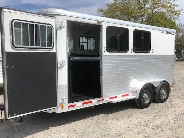 2010 Merhow 3 Horse Slant Load Bumper Pull Trailer - Image 2