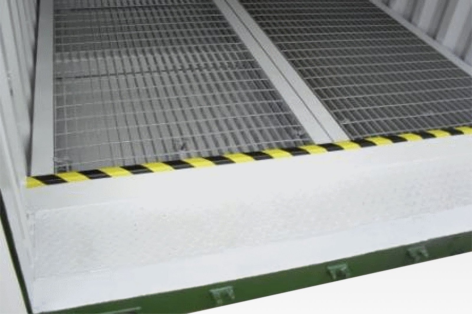40ft Open Mesh Floor Bunded Store – Hazardous Material Storage