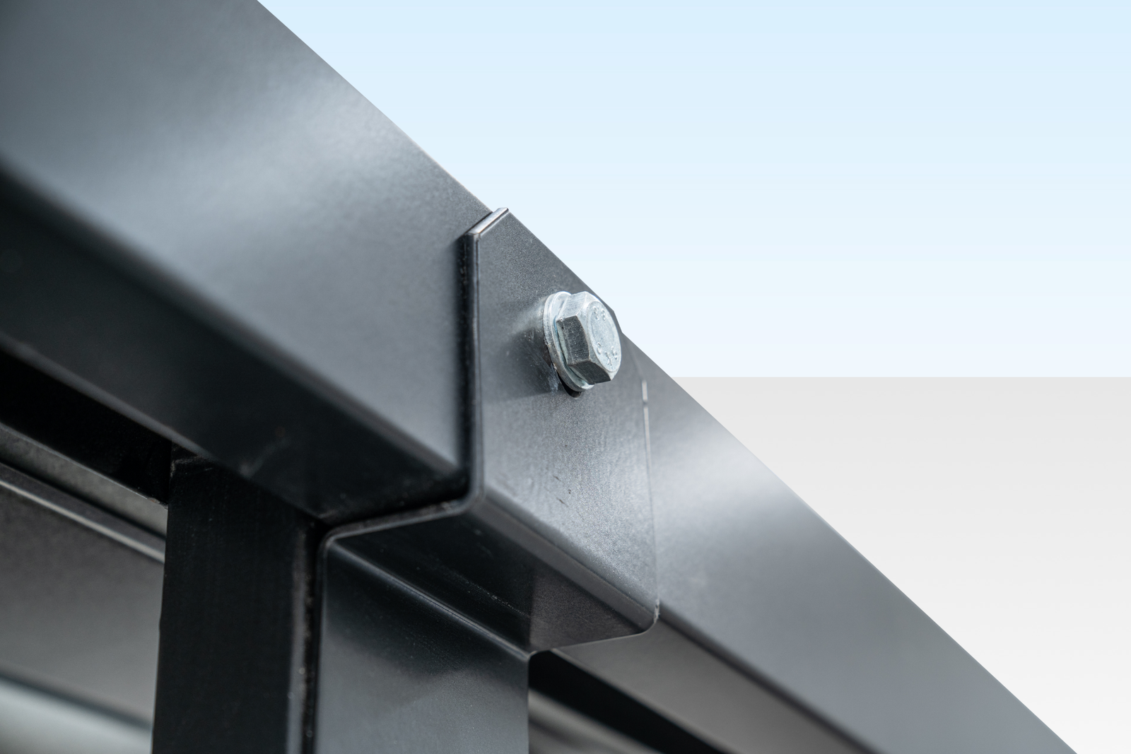 Flat Pack Smoking Shelter - Clad Shipping Containers - Image 4