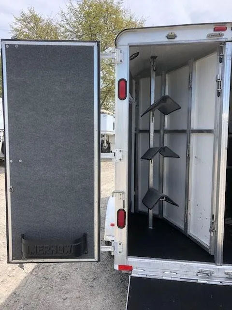 2010 Merhow 3 Horse Slant Load Bumper Pull Trailer - Image 4