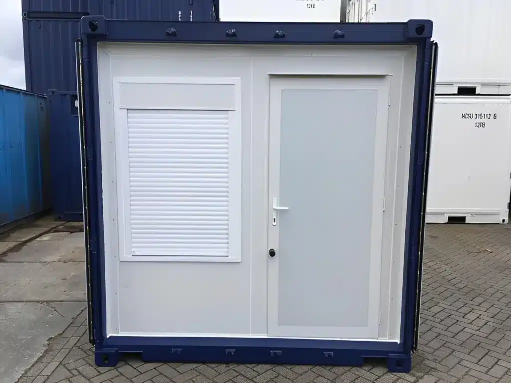 10ft Portable Accommodation Container – Insulated & Secure - Image 5