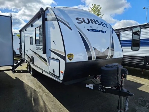 2024 Crossroads Sunset Trail Super Lite SS212RB - Image 2