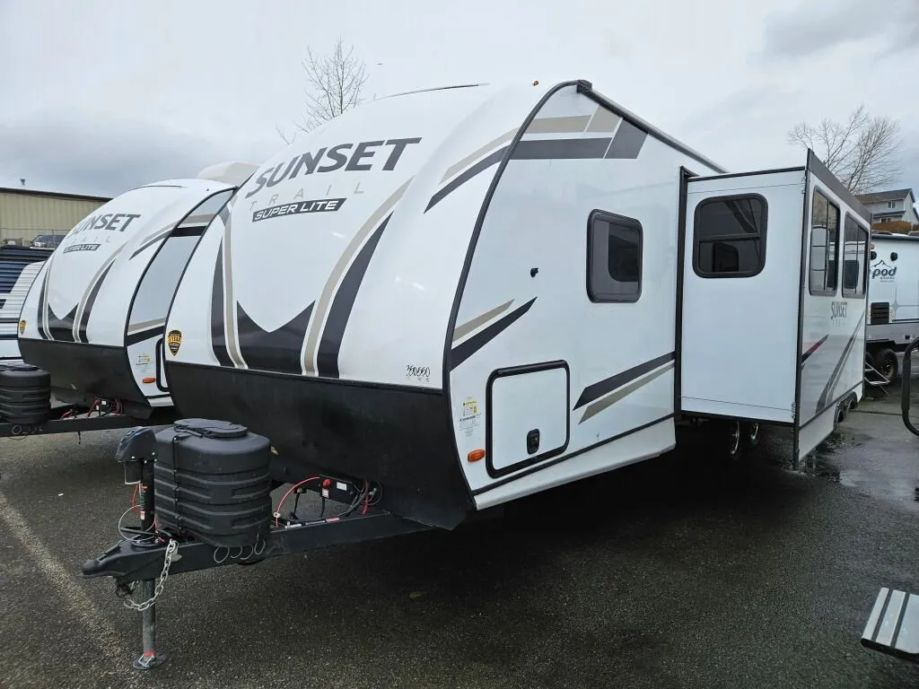 2024 Crossroads Sunset Trail Super Lite SS253RB - Image 15