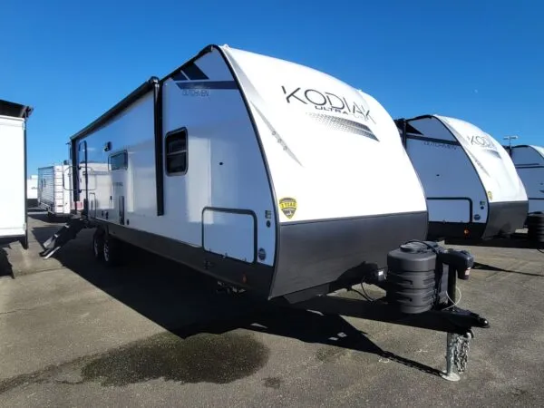 2024 Dutchmen Kodiak Ultra-Lite 302BHSL - Image 2