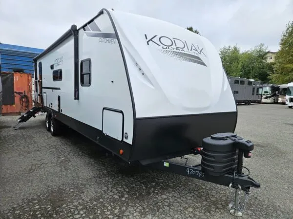2025 Dutchmen Kodiak Ultra-Lite 302BHSL - Image 2