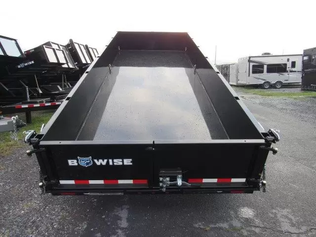 BWise 7x18 Gooseneck Tri-Axle Dump Trailer Hydraulic Jacks - Image 2