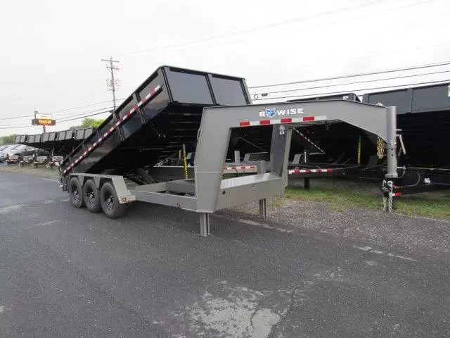 BWise 7x18 Gooseneck Tri-Axle Dump Trailer Hydraulic Jacks
