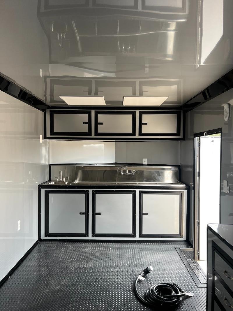 Tatinium Screened in Porch Trailer 8.5x24TA - Image 5