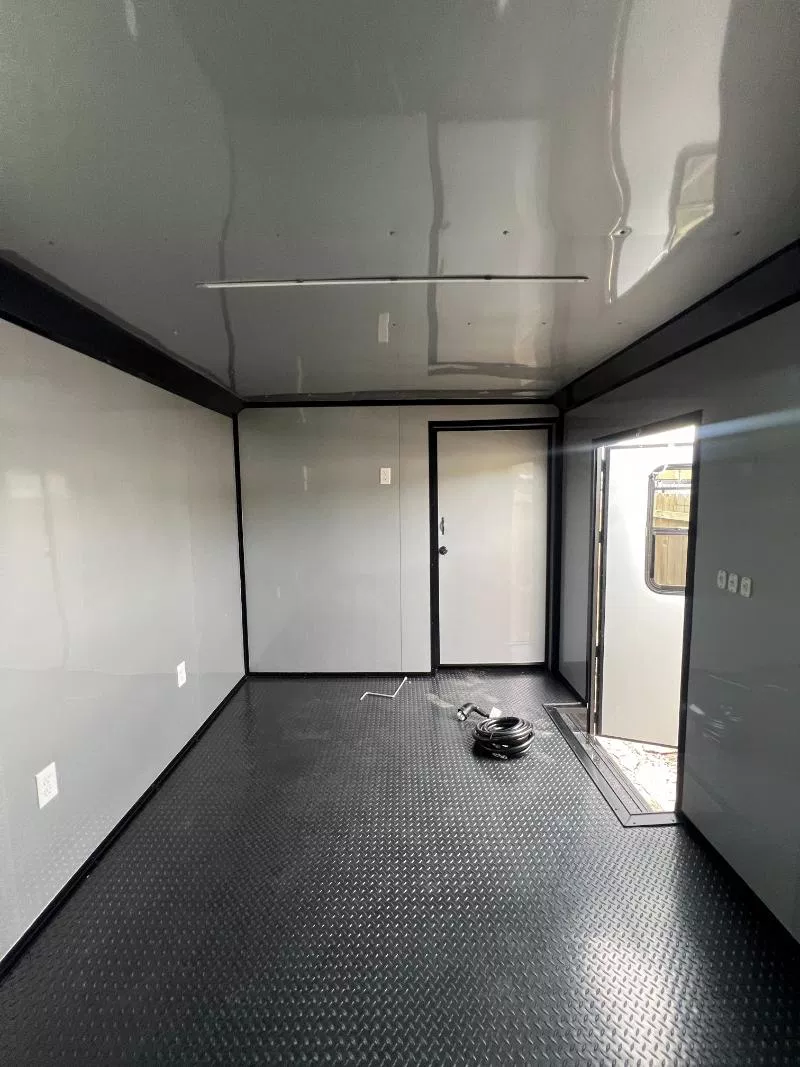 Drone Enclosed Trailer Hybrid 8.5x32TA - Image 2
