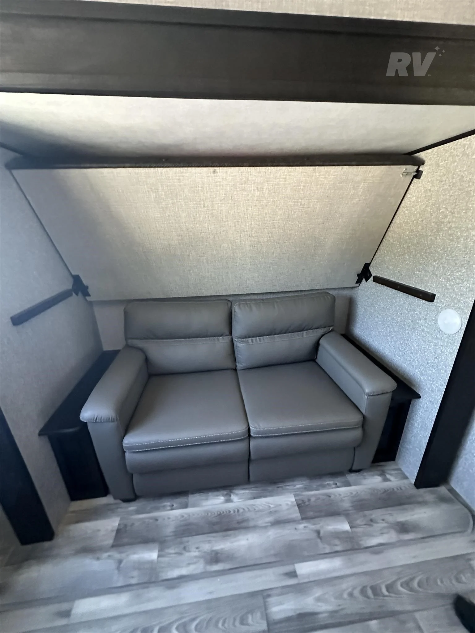 2022 Jayco Eagle HT 312BHOK - Image 3